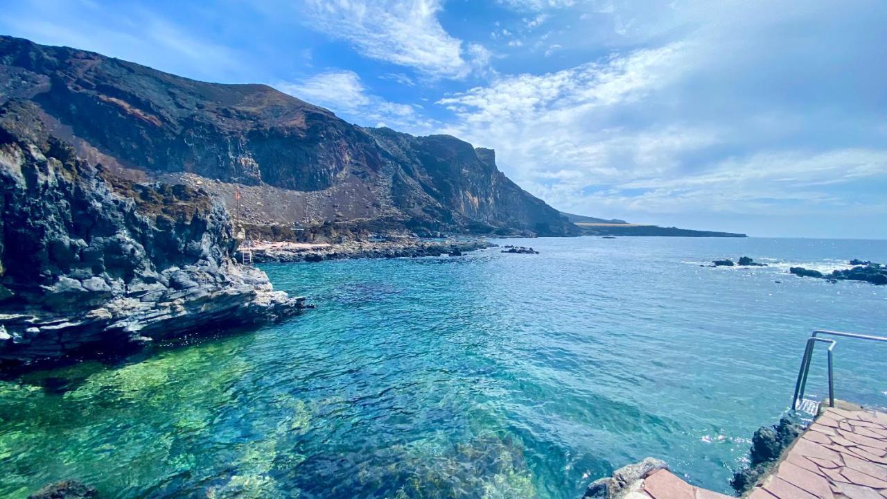 Apt Con Piscina Playa Roja, La Restinga Eksteriør billede